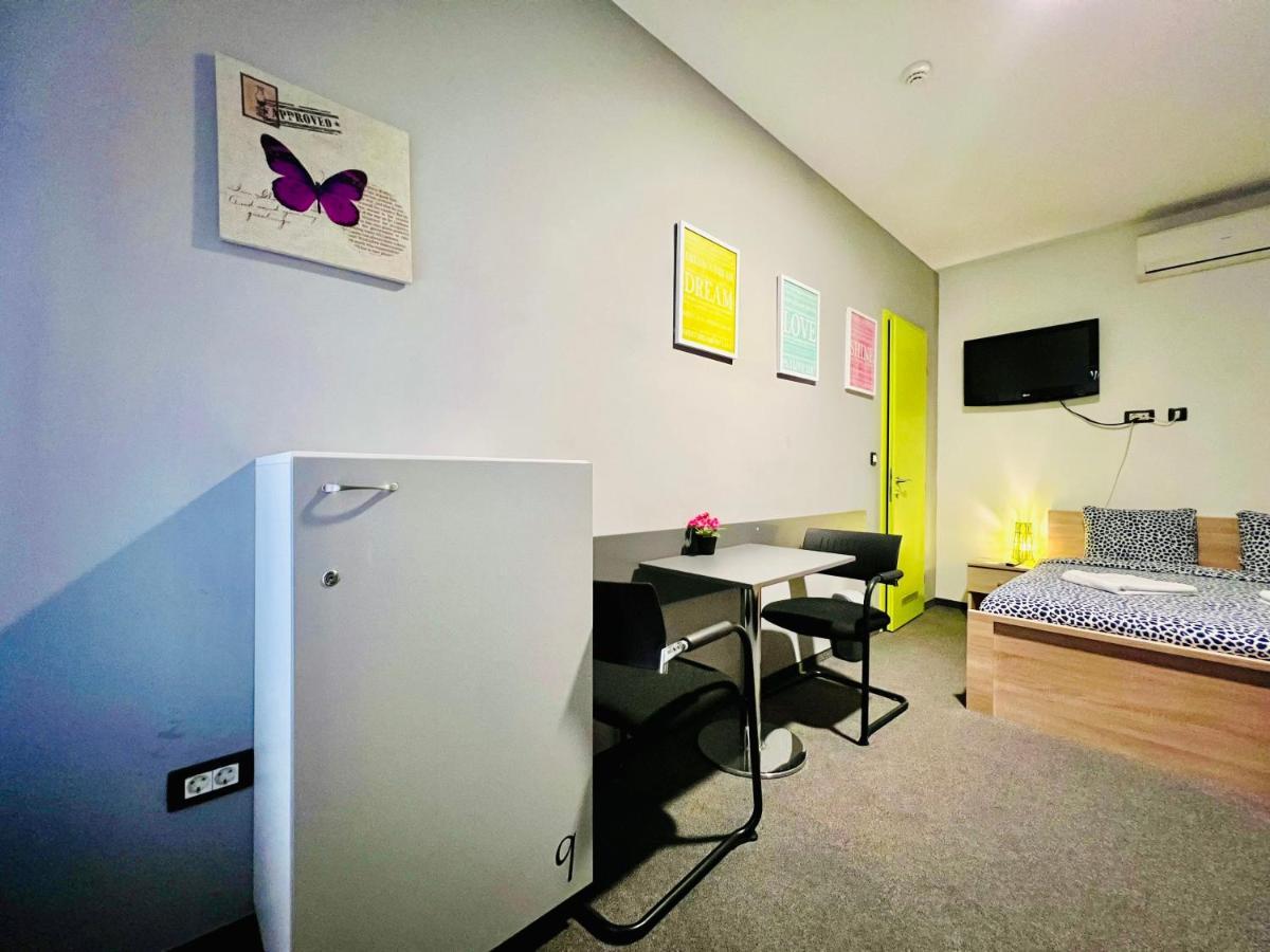 Himalayan Hostel Загреб Екстериор снимка